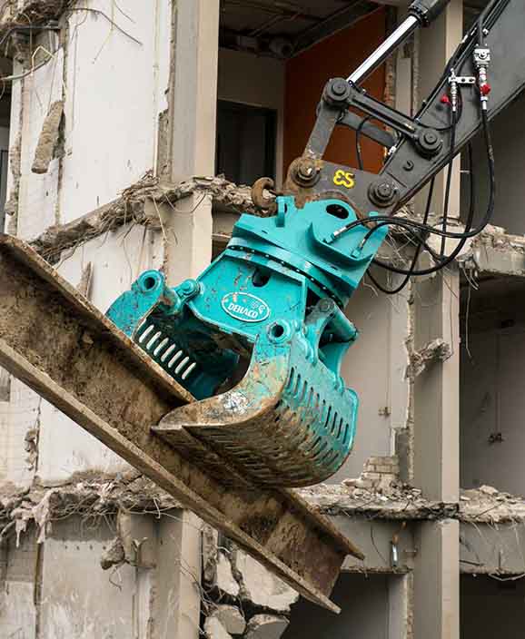 578X704-dehaco-grabs-demolition-action 578X704-dehaco-grabs-demolition-action